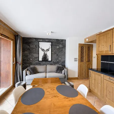 Appartement De Charme Pour 4 Avec Terrasse, Parking Et Wifi - St Martin De Belleville - Fr-1-452-193