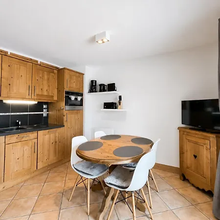 De Charme Pour 4 Avec Terrasse, Parking Et Wifi - St Martin De Belleville - Fr-1-452-193 Appartement Saint-Martin-de-Belleville