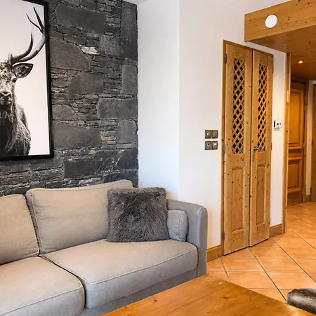 De Charme Pour 4 Avec Terrasse, Parking Et Wifi - St Martin De Belleville - Fr-1-452-193